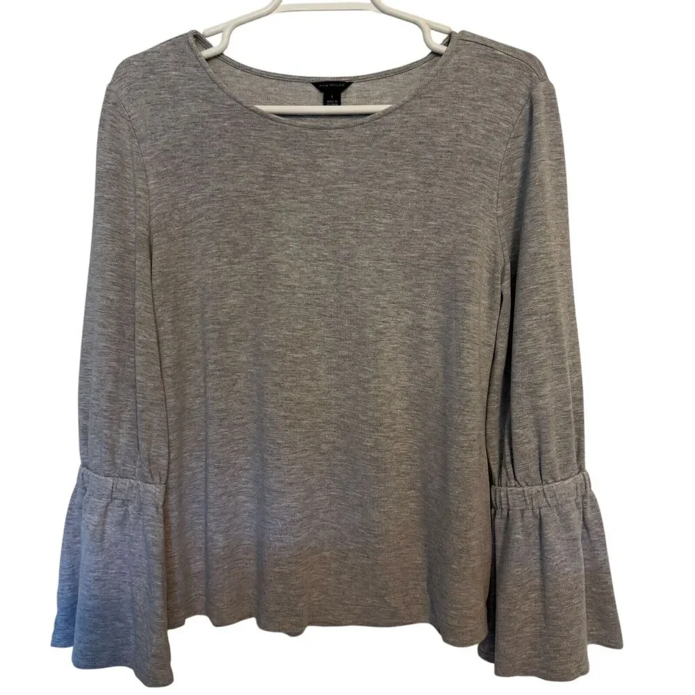 NWOT Ann Taylor Loft Top Size S Gray White Long Bell Sleeve Lightweight Blouse